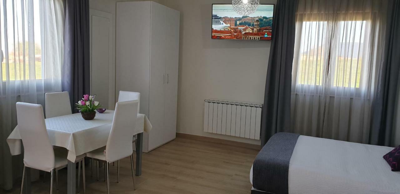 Apartamentos La Pradera De Isla Plana Εξωτερικό φωτογραφία